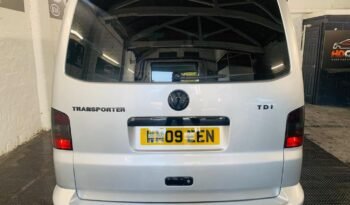 Volkswagen Transporter Shuttle 1.9 TDI T30 SE L3 H1 4dr full