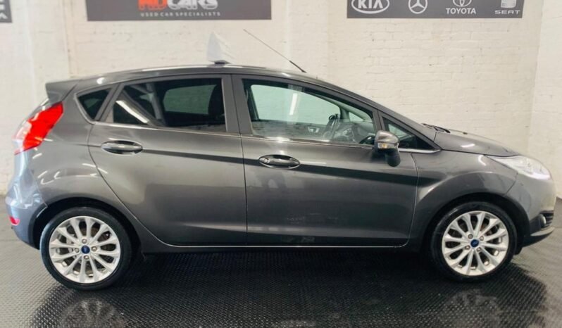 Ford Fiesta 1.0T EcoBoost Titanium X Euro 6 (s/s) 5dr full